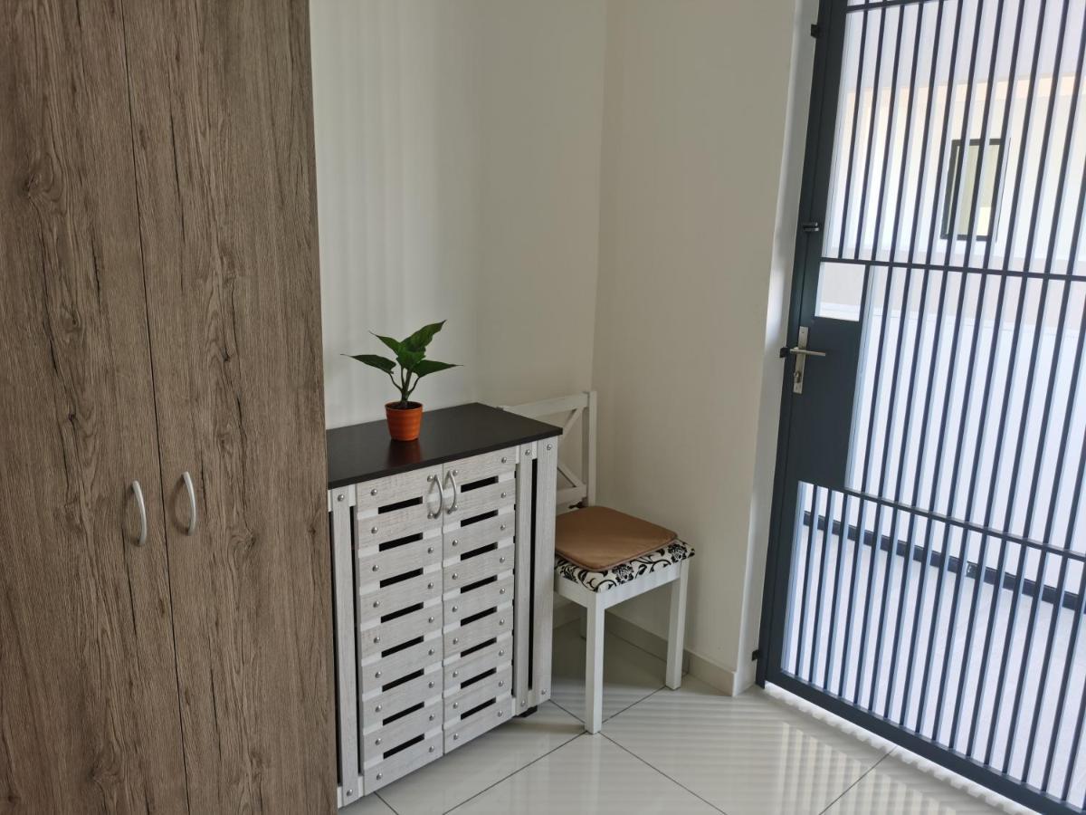 Beacon Exec Suites# Msg Chair#Disney Hotstar George Town Exterior photo